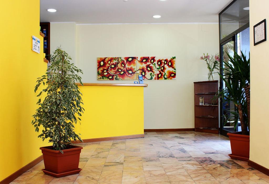 Nuovo Hotel Faro Capo dʼOrlando Exterior foto